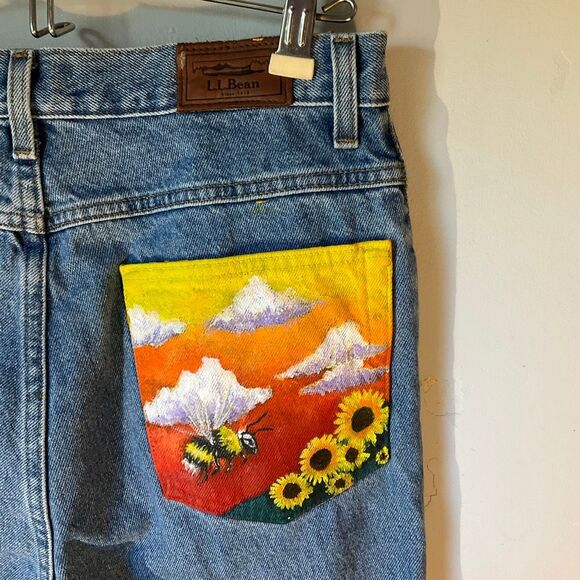 Upcycled LL Bean Straight Leg Jeans 5 Pocket, sun and bee painted on pockets! Si - Picture 10 of 16